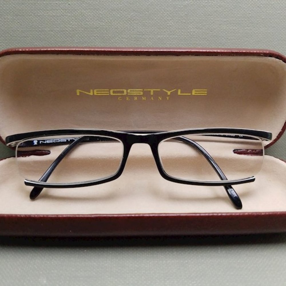 Neostyle College 348 217 Prescription Glasses